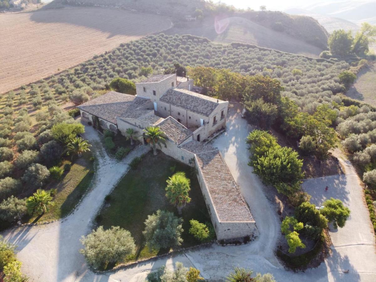 Agriturismo Baglio Pollicarini Pergusa Exterior photo