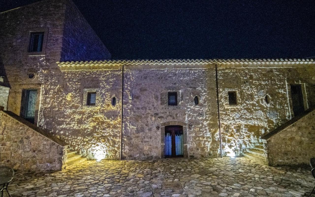 Agriturismo Baglio Pollicarini Pergusa Exterior photo