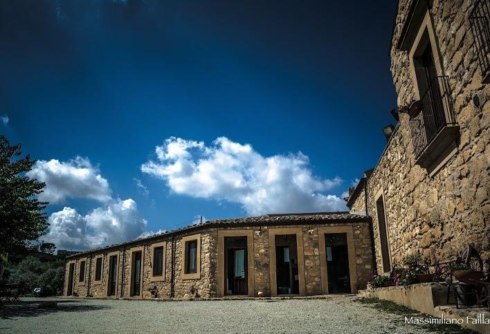 Agriturismo Baglio Pollicarini Pergusa Exterior photo