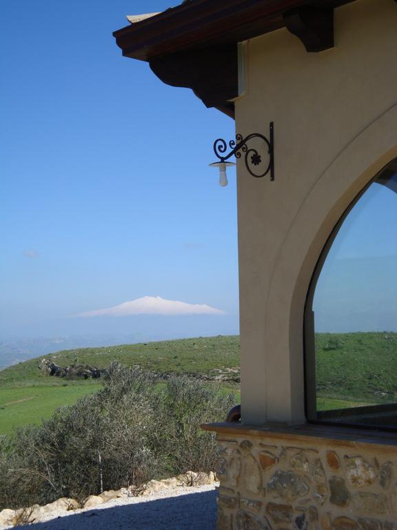 Agriturismo Baglio Pollicarini Pergusa Exterior photo